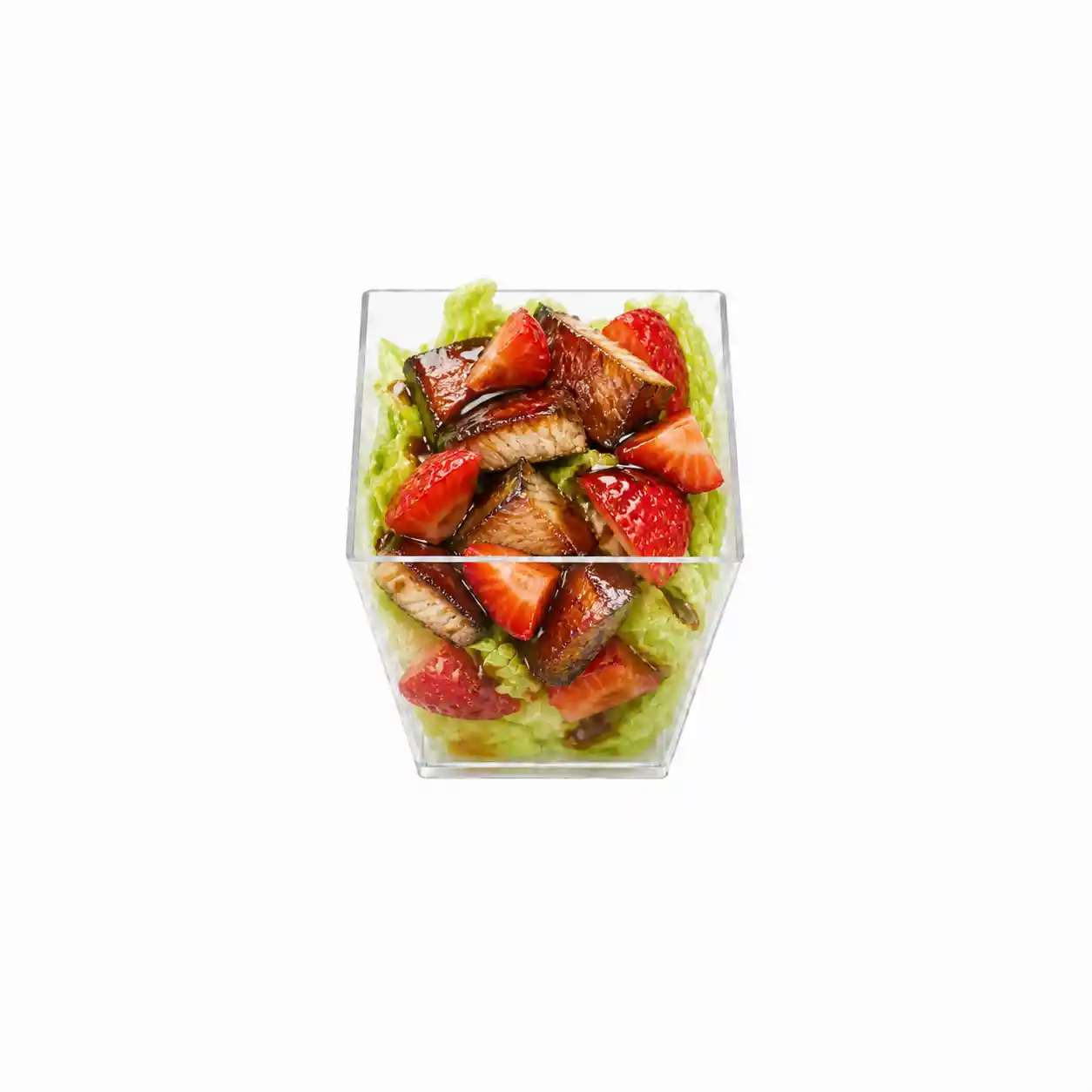 Салат с угрем и клубникой под соусом Терияки